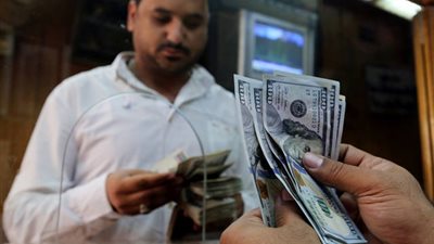 «المالية» تعلن تثبيت الدولار الجمركي عند 16.5 جنيه