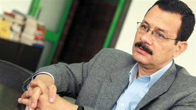 «درويش» يشكر السيسي على فترة توليه المنطقة الاقتصادية