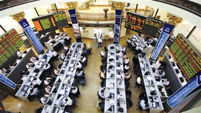 البورصة تغلق على أٌقل إجمالي للتداولات منذ قرار التعويم