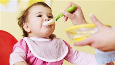  أفضل الأطعمة لتغذية الطفل بعد الفطام 