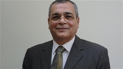 نائب هيئة البترول السابق: إسرائيل تبتز مصر بـ