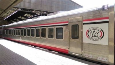 عطل بقطار VIP متجهًا من الإسكندرية للقاهرة 