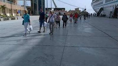 وصول 583 سائحًا لميناء الغردقة