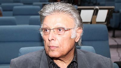 أشرف عبد الغفور يشارك طالبات إعلام عين شمس العثور على «مرسى الكنوز» 