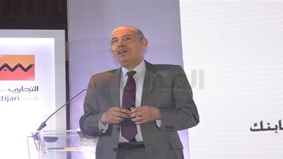 6 أشهر مرحلة انتقالية لتغيير العلامة التجارية من باركليز إلي «وفا بنك»