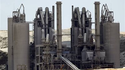 55 % تراجعًا بأرباح «السويس للأسمنت» خلال الربع الأول من 2017