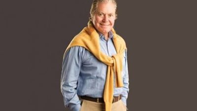 استدعاء «حسين فهمي» أمام محكمة الأسرة 