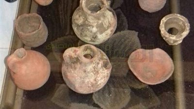 ضبط «كاتب فرعوني» بمنزل سائق بالوادي الجديد