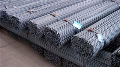 أسعار الحديد اليوم الأربعاء.. والمصريين بـ 9800 جنيه