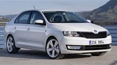 شاهد.. اختبار قيادة «سكودا رابيد» 2017