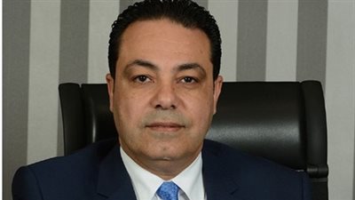 عباس فايد: 15% حجم استثمارات «عودة» في أذون الخزانة 