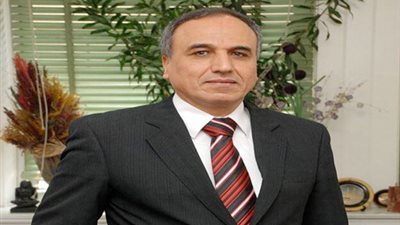 نقيب الصحفيين: الاستثمار ينتظر البيئة الآمنة