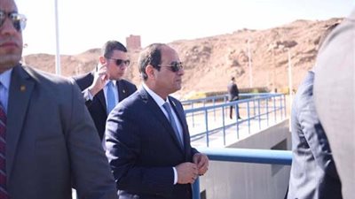 بالفيديو.. السيسي يفتتح صوامع قرية المراشدة بقنا 