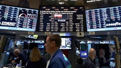 الأسهم الأوروبية تنهي تعاملاتها بالمنطقة الخضراء 