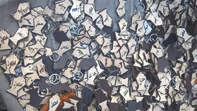 «فانوس الغلابة» بيزنس السعادة.. والأرباح تصل إلى 500 ألف جنيه