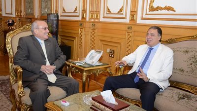 بالصور.. تعاون بين «الإنتاج الحربي» و«الصحة» لإنشاء مصنع لإنتاج علاجات أمراض الأورام