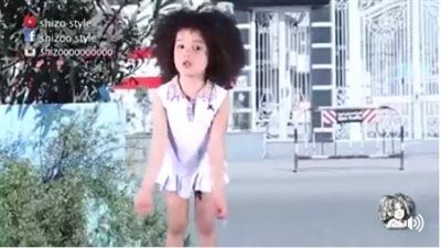 الطفلة «شيروز» تهاجم مرتضى منصور 