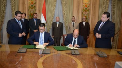 تعاون مصري - صيني لتصنيع محولات الكهرباء والعدادات 