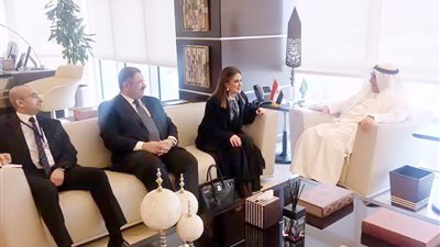 سحر نصر تبحث مع وزير الاقتصاد السعودي تعزيز العلاقات الثنائية 