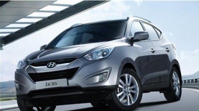 «تاجر سيارات»: الأزمة تهدد استمرار القطاع