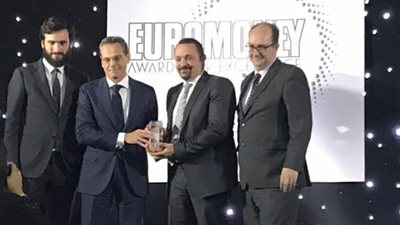 «يورمنى» تمنح «بنك الإسكندرية» جائزة أفضل بنك لمشروعات SMES