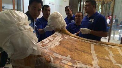 طارق توفيق: نجاج عملية نقل «سرير» توت عنخ آمون