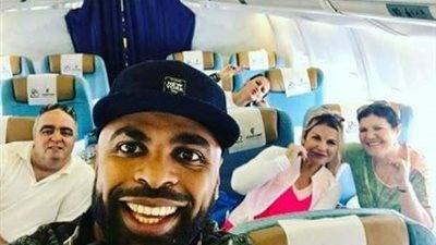 «مصر للطيران» تنقل «عائلة رونالدو» إلى «برشلونة» و«مدريد»