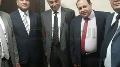 بالصور.. هشام جنينة يتضامن مع خالد علي في تهمة «الفعل الفاضح» 