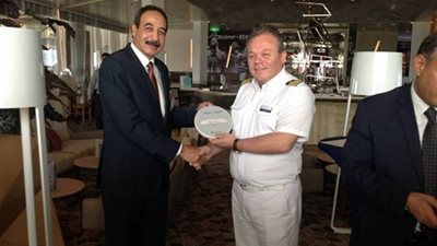 «الإسكندرية» تحتفل بالسفينة «ماين شيف 5»