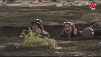 شاهد.. فيفي عبده تنطق الشهادتين بأولى حلقات «رامز تحت الارض»