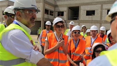 «أوراسكوم» تستضيف وفدًا عالميًا بـ«العاصمة الإدارية»