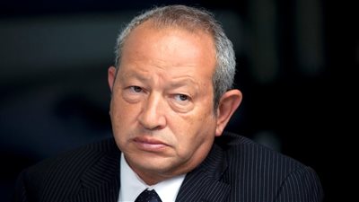 «الأمور المستعجلة» تقضى بعدم الاختصاص فى دعوى ساويرس ضد المصريين الأحرار