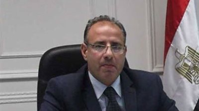 لجنة عاجلة لمواجهة أزمة عقار الأزاريطة المائل بالإسكندرية