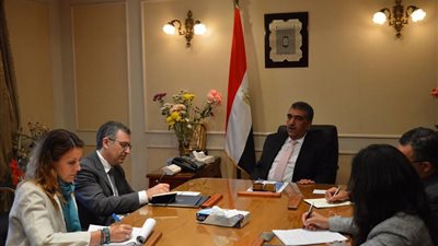 «الشرقاوي» يستقبل وفدًا من البنك الأوروبى لإعادة الإعمار والتنمية