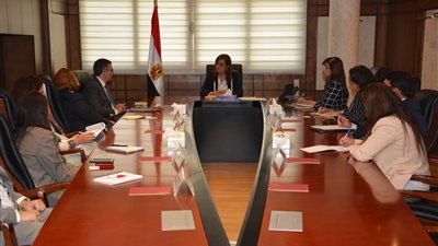 «التخطيط» تناقش خطوات تنفيذ الخطة التنموية للدولة مع البنك الأوروبي