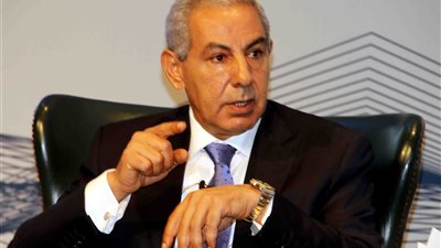 قابيل يصدر اللائحة التنفيذية لقانون سجل المستوردين الجديد