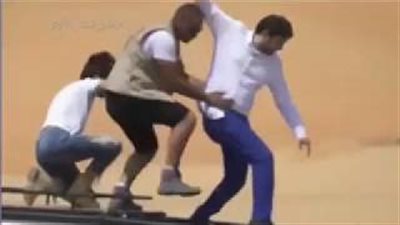 «مصطفى خاطر» يواجه الموت أمام «سحلية رامز»