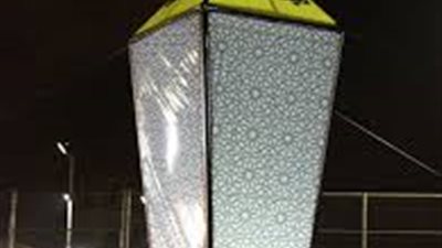 إضاءة أكبر فانوس رمضاني في مسيرة للمسجد الأقصى بالقدس