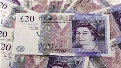 الدولار يستقر والإسترليني يتراجع بعد هجوم لندن