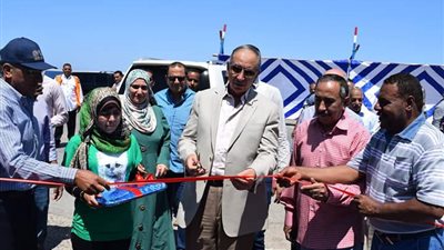 محافظ البحر الأحمر يدشن مركبين للصيد بتكلفة 5 ملايين جنيه