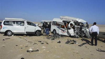 وفاة 5 مواطنين وإصابة 14 آخرين في انقلاب سيارة بالإسكندرية