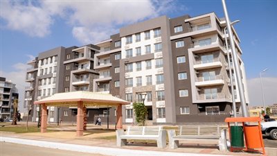 «الإسكان» تخصص هاتف لحاجزي وحدات النقابات