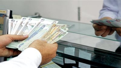 «الإمارات المركزي»: عمليات الدفع والتحويلات طبيعية بعد الخلاف مع قطر