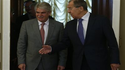 «لافروف» يدعو إلى تسوية الأزمة القطرية عن طريق الحوار