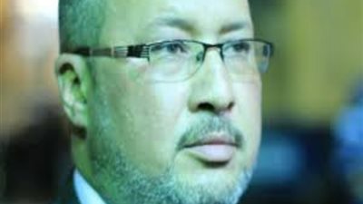 عمران: دراسة تخصيص 5 بيوت أثرية كمنافذ عرض منتجات الصناعات الحرفية