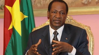 شكري لوزير خارجية بوكينا فاسو: مصر مستعدة للمساهمة في خطة حكومتكم