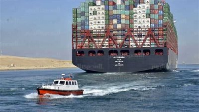 36 سفينة تعبر المجرى الملاحي لقناة السويس