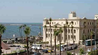 محافظ الإسكندرية يشدد على ضرورة تقديم أفضل الخدمات للمواطنين