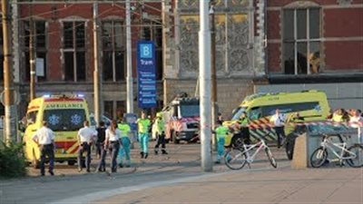 بالفيديو والصور.. سقوط 5 إصابات في حادث دهس وسط هولندا