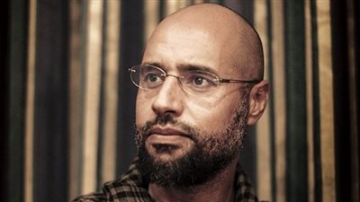 شاهد.. لحظة إطلاق سراح سيف الإسلام القذافي في ليبيا